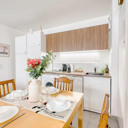 Agreable Parking Inclus Apartment