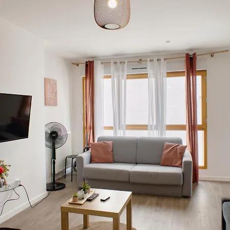 Apartment Agreable Parking Inclus *